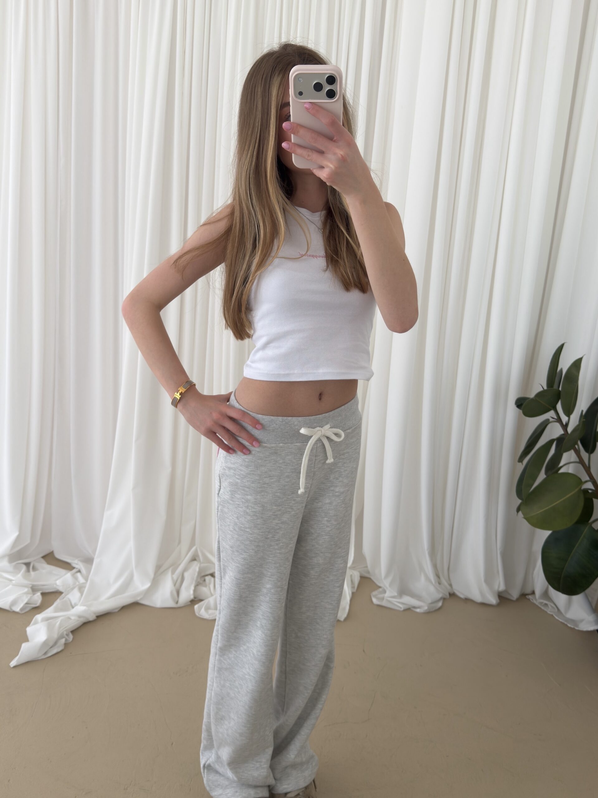 Top mila