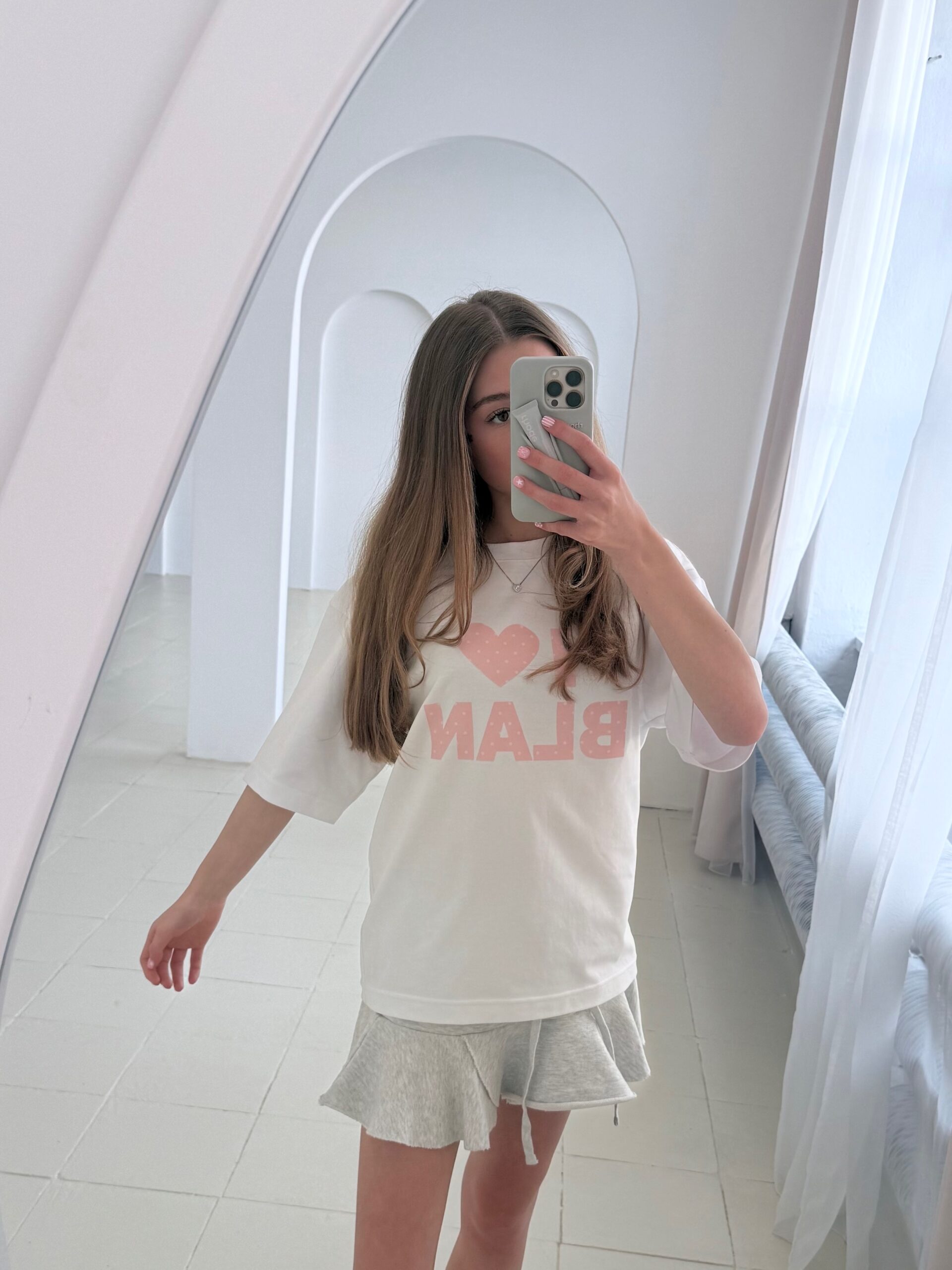 T-shirty